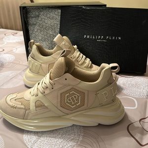 Brand New in box PHILLIPP PLEIN sneakers